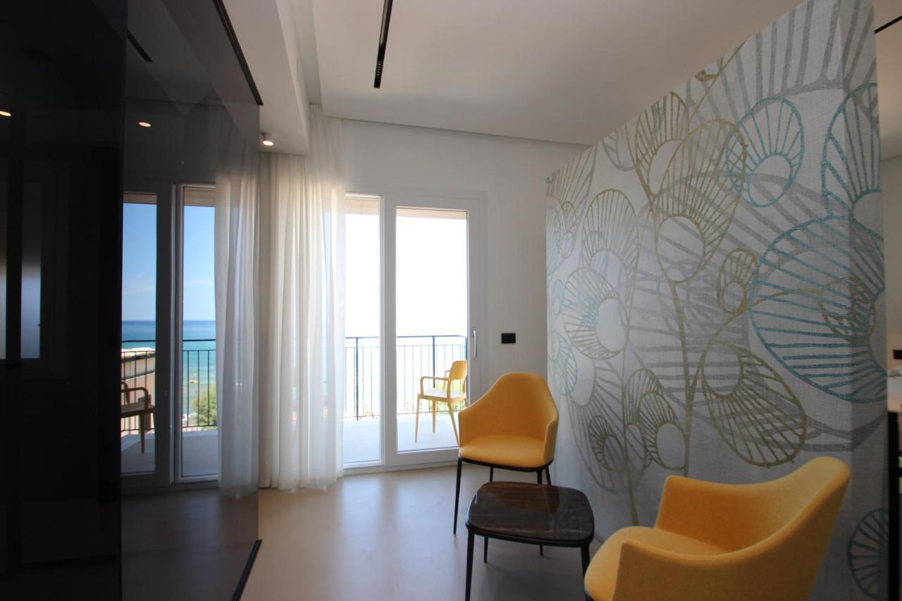 B&B Le Suites Di Costanza Cefalù Eksteriør bilde