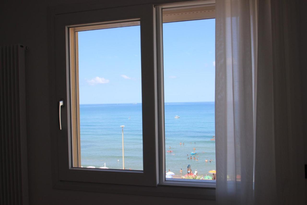 B&B Le Suites Di Costanza Cefalù Eksteriør bilde